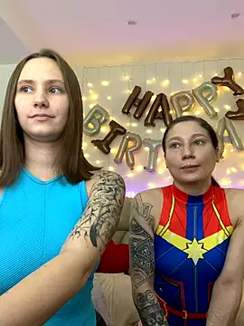 HotCaramellsTV live sex cam