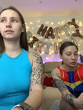 HotCaramellsTV live sex cam