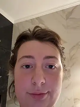 curvyflawless live sex cam