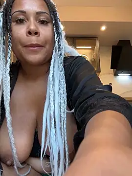 HaileyDiana live sex cam