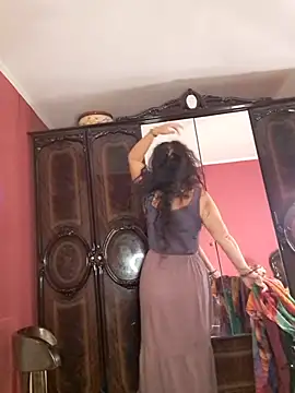 GypsyEsmeralda live sex cam
