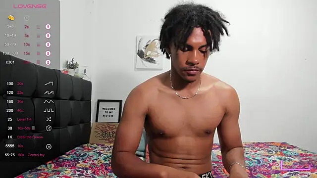 RoddyRich11 live sex cam