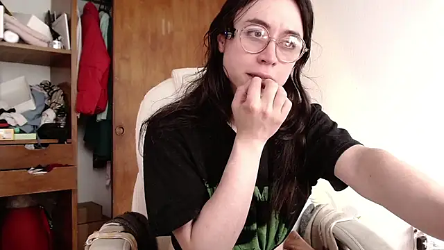 emily_pearl_ live sex cam