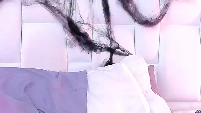 CamilleJuicy live sex cam