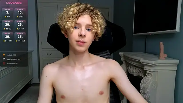 Kudi_Minnt live sex cam