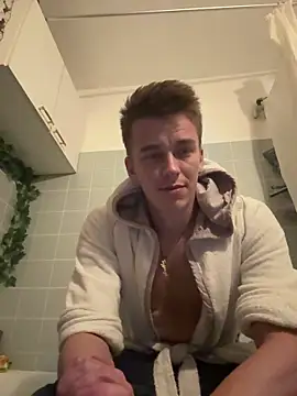 Toyjungee live sex cam