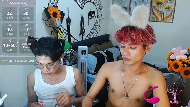 WildestTwink live sex cam