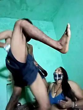 LoveOnStream live sex cam