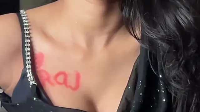 Wow-nisha live sex cam