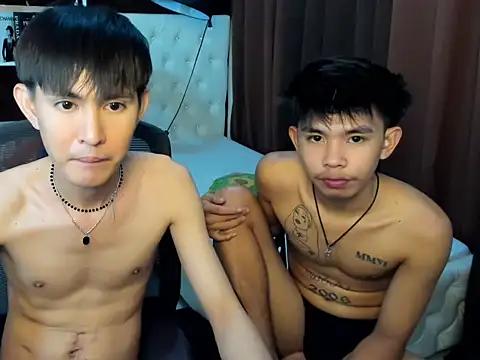 UncensoredCock live sex cam