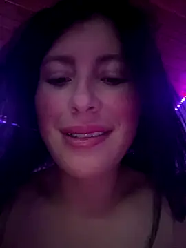 Mia_salinass live sex cam