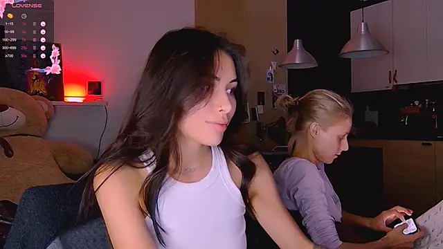 KatiKate live sex cam