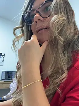 alicee16 live sex cam