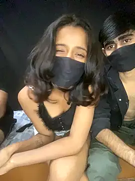 Joy_Love_Roxie live sex cam