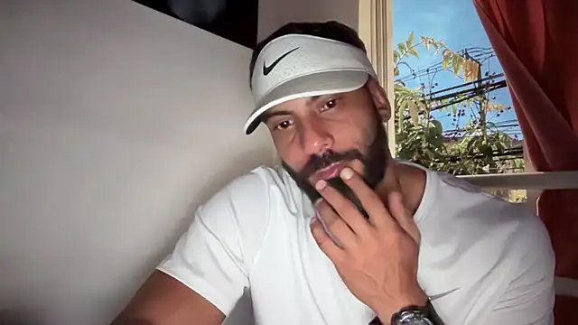 romeolovedark live sex cam