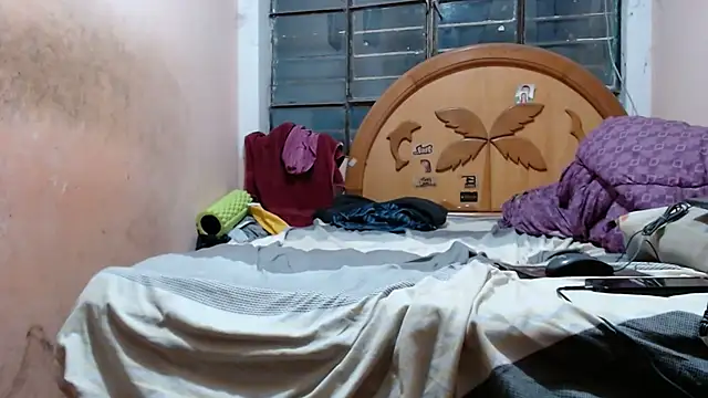 nakedlima live sex cam
