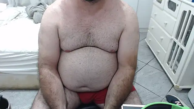 MysterBearMG live sex cam