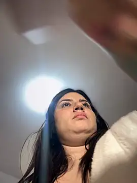 horny_roomiess live sex cam