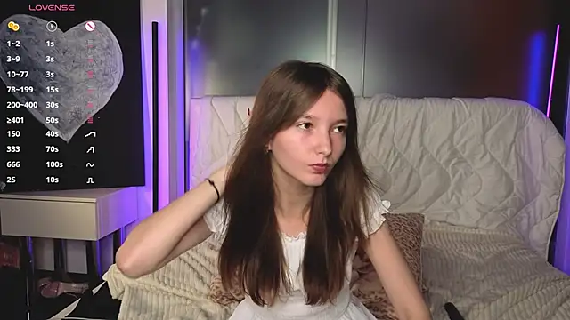 DongMolt live sex cam