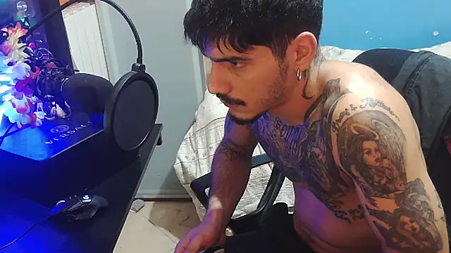 Badboyi1997 live sex cam