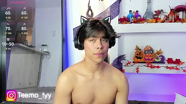 teemotwink live sex cam