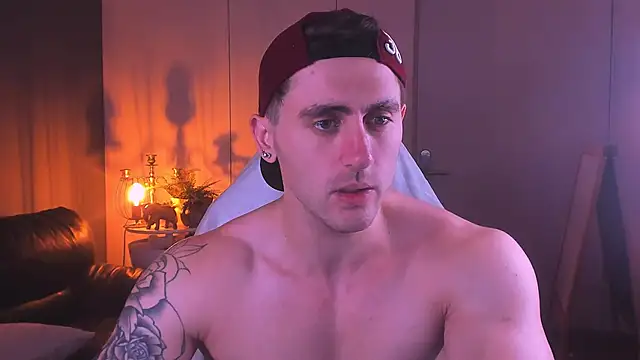 Oscar_Miller_ live sex cam
