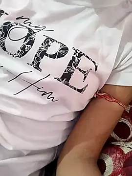 Vanee-23 live sex cam