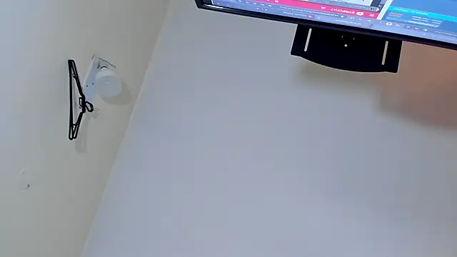 SaxxyBunnyAndJayzy live sex cam
