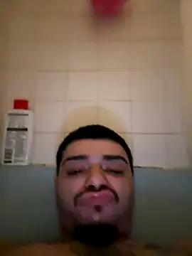 papiVilla23 live sex cam