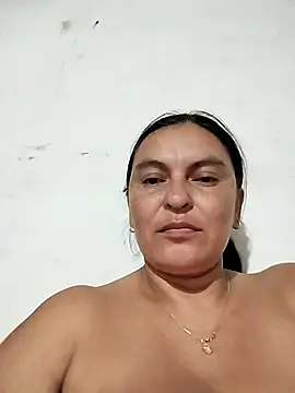 Horny-Mommy-Dirty live sex cam