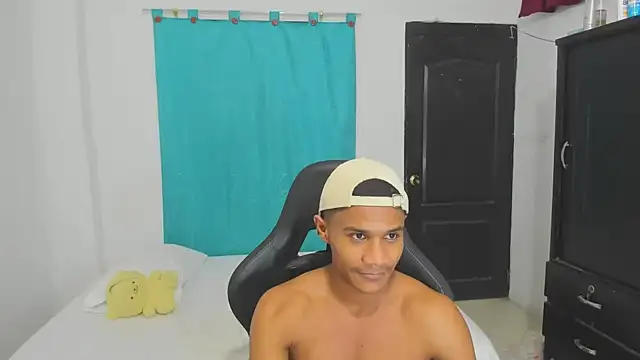 corzoethan live sex cam