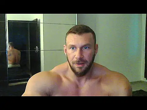 muscularkevin live sex cam