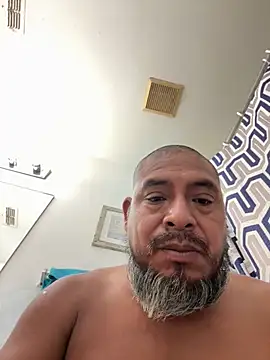 julio_p live sex cam