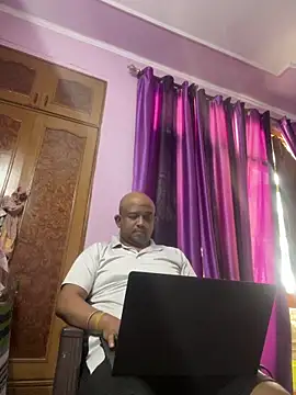 Dick_6inches_Delhi live sex cam