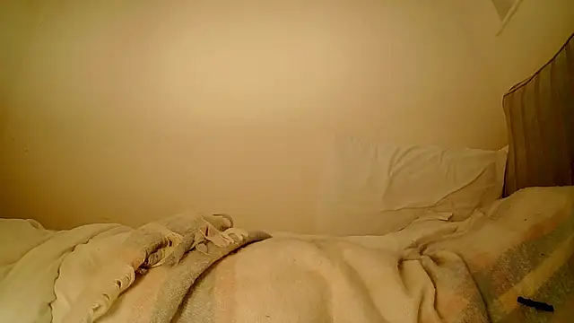 Big_Bi_Cub live sex cam