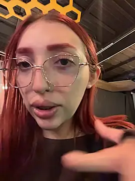Paulina-Wells live sex cam