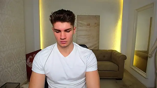 MaxKaiden live sex cam