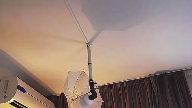 PeachyPixiee live sex cam