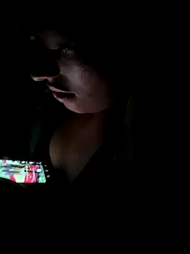 Nezuko-uWux live sex cam