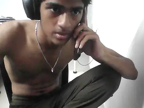 Tamil_pyan live sex cam