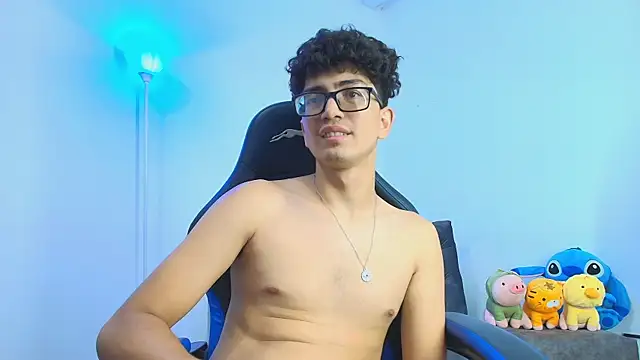 TylerWhite_ live sex cam
