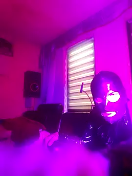 Crystalbitchx live sex cam