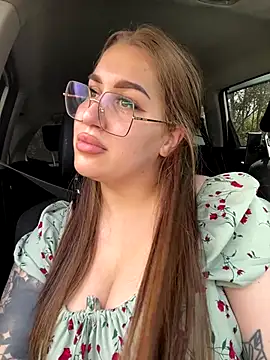 VikiDemini live sex cam