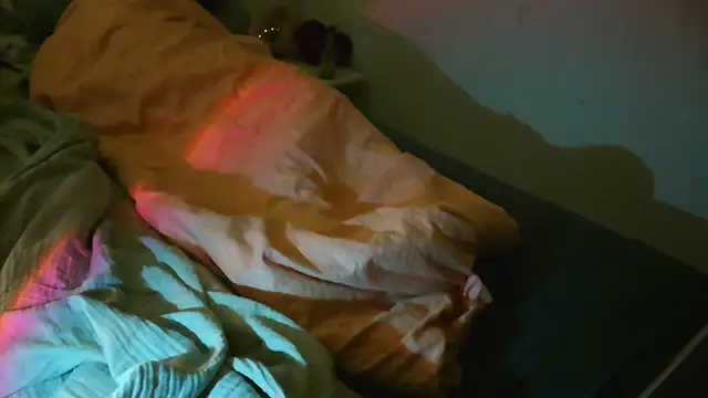 Everydayonli live sex cam