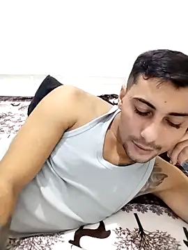 gooddboy01 live sex cam