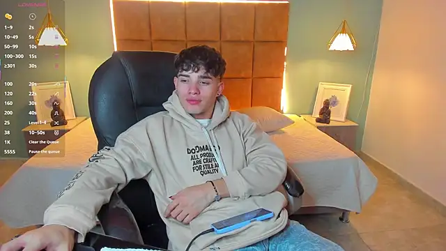 AlejooTwink live sex cam