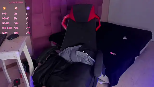 CHANELL_11INCHES live sex cam