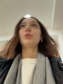 DollyTall live sex cam