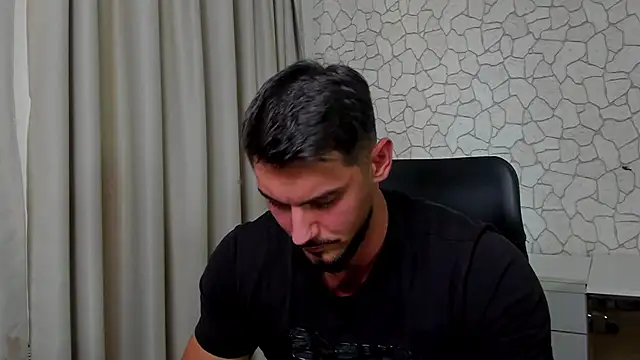 ClintMasters live sex cam