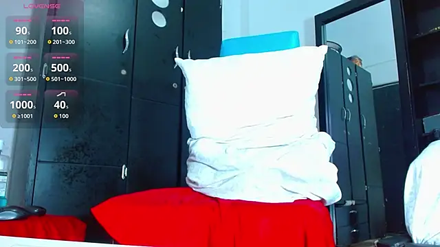 SELFSUCK_KING_420 live sex cam